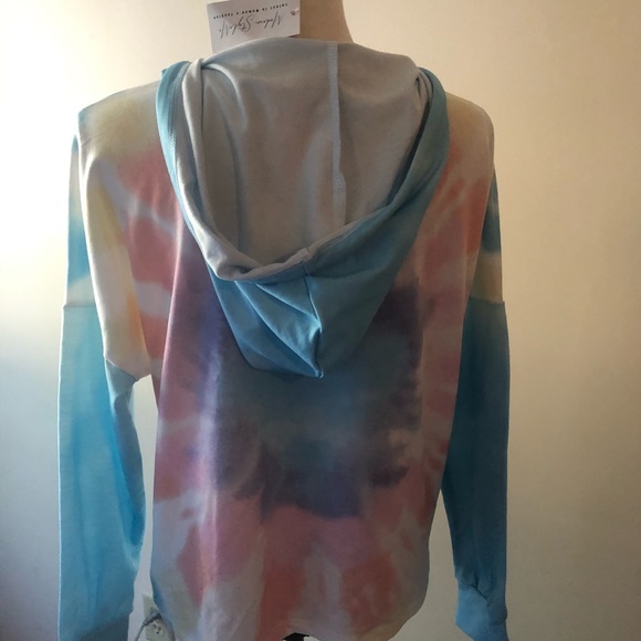 Last One!! small tie dye hoodie sweatshirt v neck - Picture 4 of 10